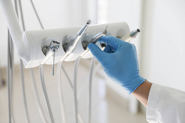 Professional Tooth Extraction technician working in Cedar Hills, OR